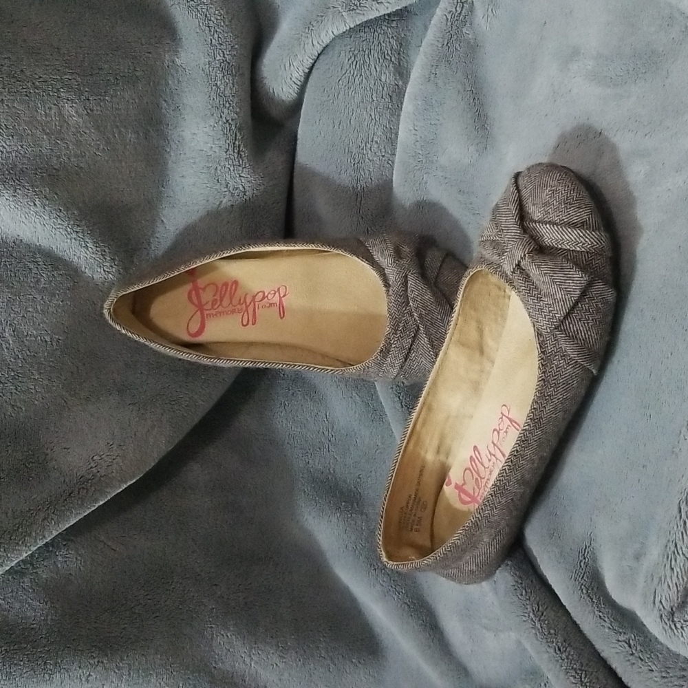 Gray ballet flats bow 6.5 Jellypop